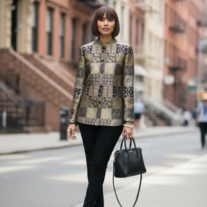 Chic Women's Gold and Black Blazer